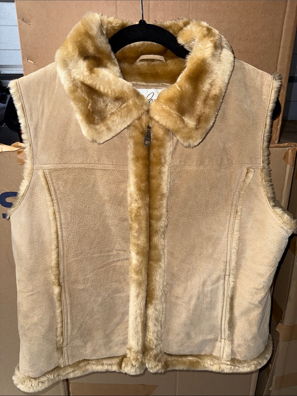 Vintage Suede Leather Faux Shearling Sleeveless Vest in Tan M/L